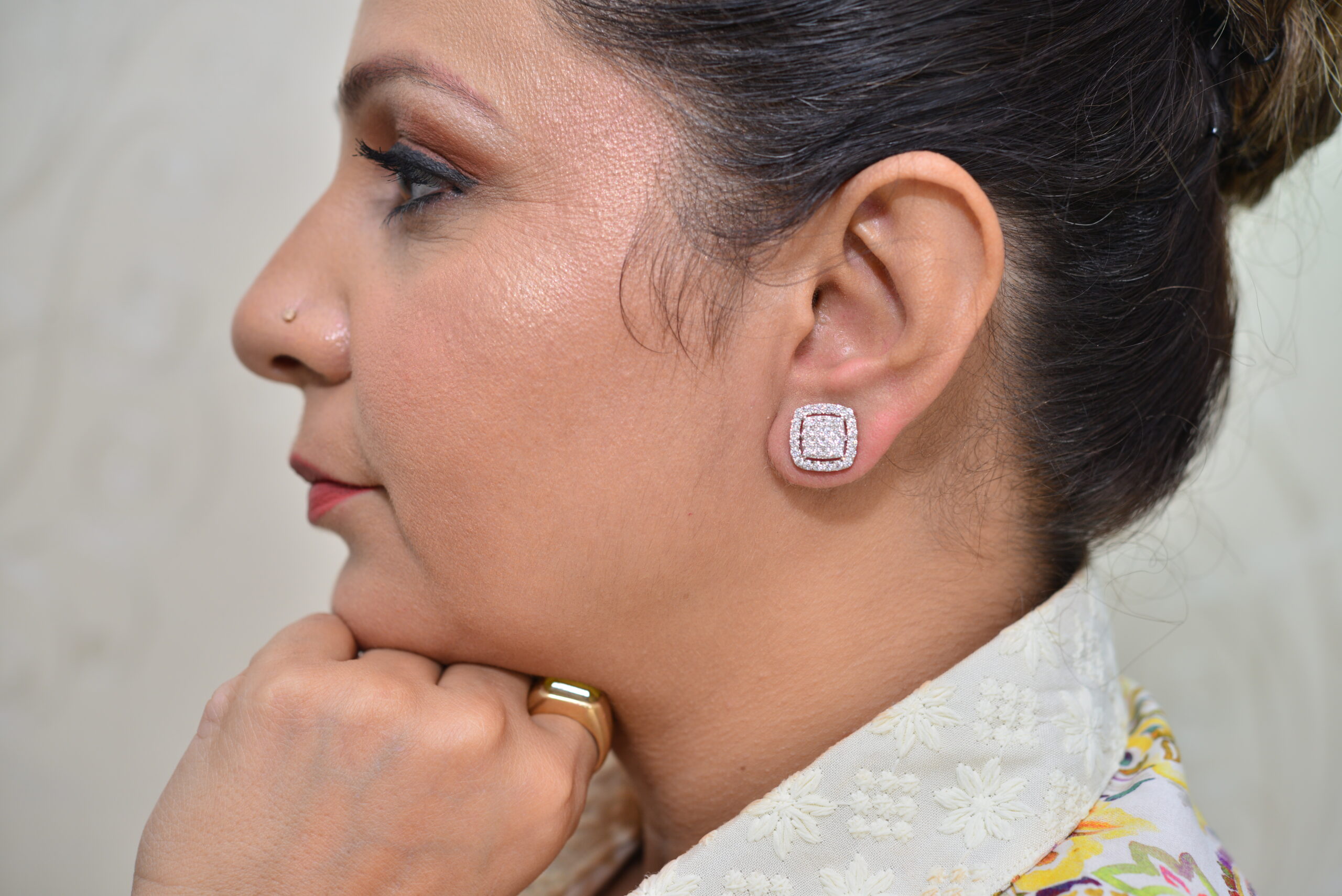 Square shape white earrings SSD145 - Image 2