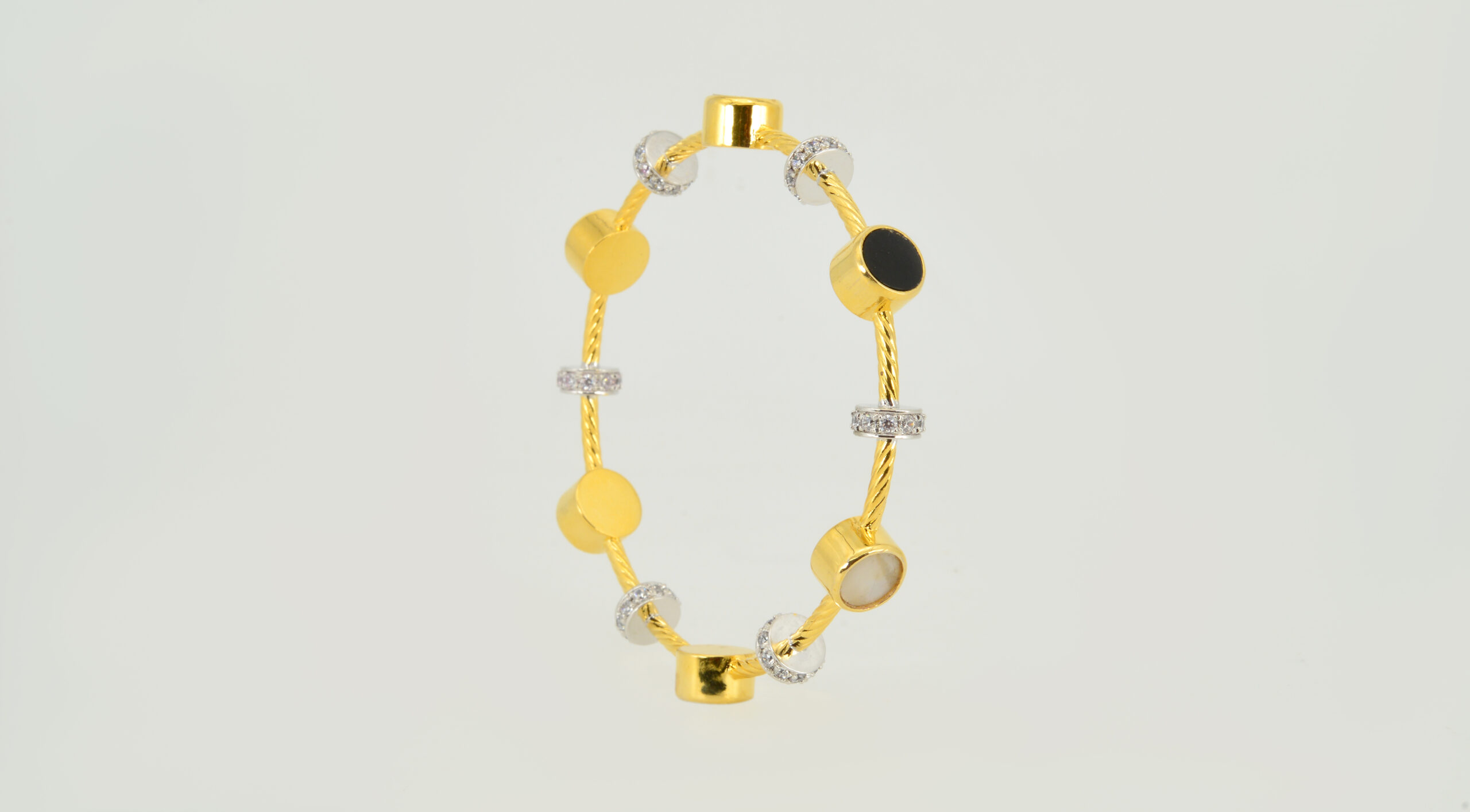 Mother pearl white black bracelet SSD143